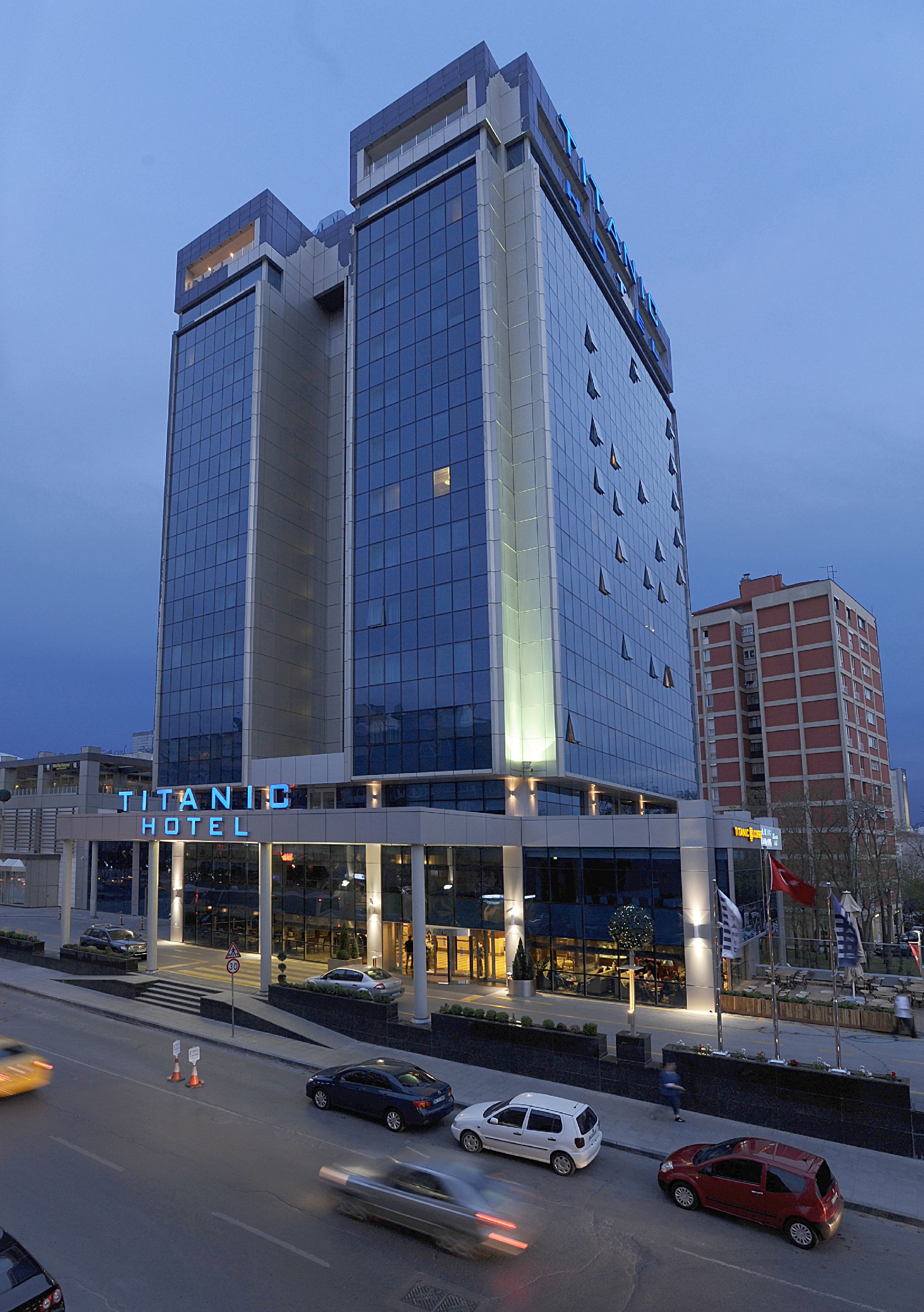 titanic hotel istanbul bakirkoy