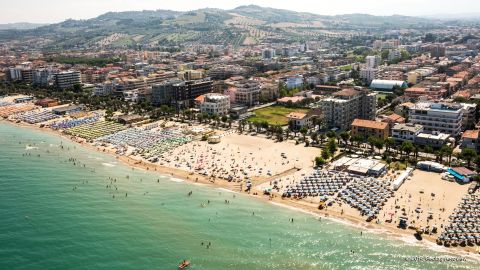 TRIPinVIEW: Alba Adriatica Italy, Abruzzo, Teramo