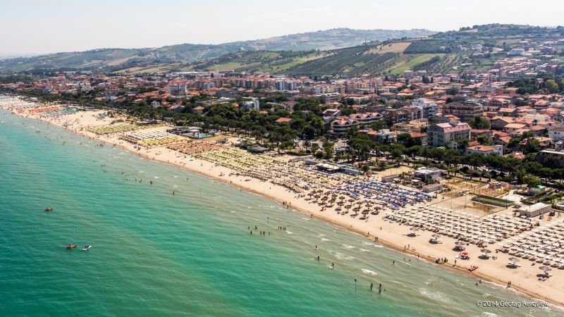 Italy, Abruzzo, Teramo, Tortoreto Lido - TRIPinVIEW