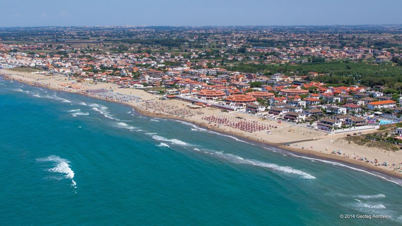 Marina Di Tor San Lorenzo Italy Lazio Roma Tripinview