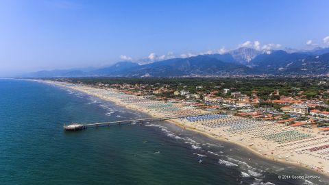 TRIPinVIEW: Marina di Pietrasanta Italy, Toscana, Lucca