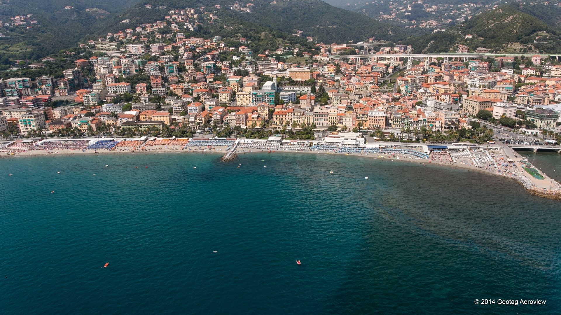 TRIPinVIEW beach Varazze