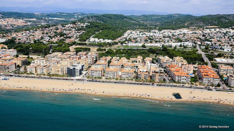 Spain, Cataluña, Tarragona, Segur Beach of Calafell - TRIPinVIEW