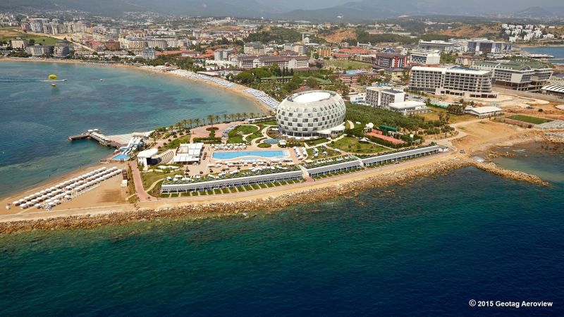 Turkey, Antalya, Alanya, Sentido Gold Island Hotel Beach - TRIPinVIEW