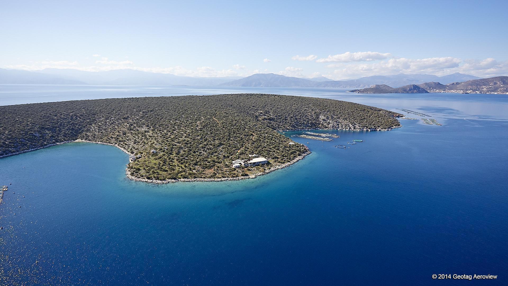 TRIPinVIEW: destination Plateia